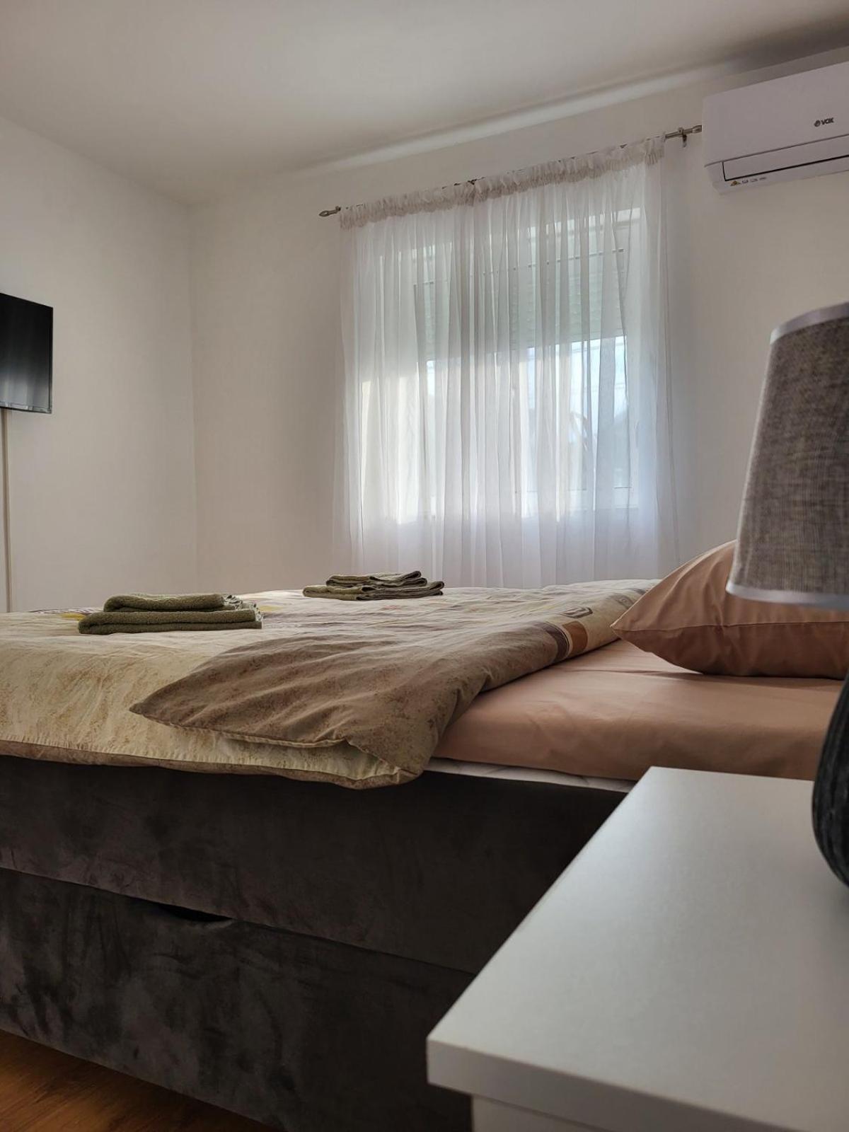 Sleep & Go Apartment Surcin Exterior photo